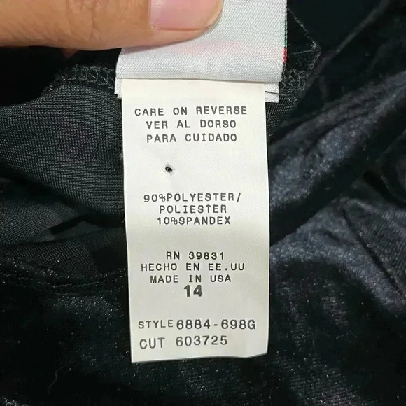 My Michelle Vintage Y2K Black Velvet White Daisy Lace‎ Trim Size 14 - Picture 6 of 7